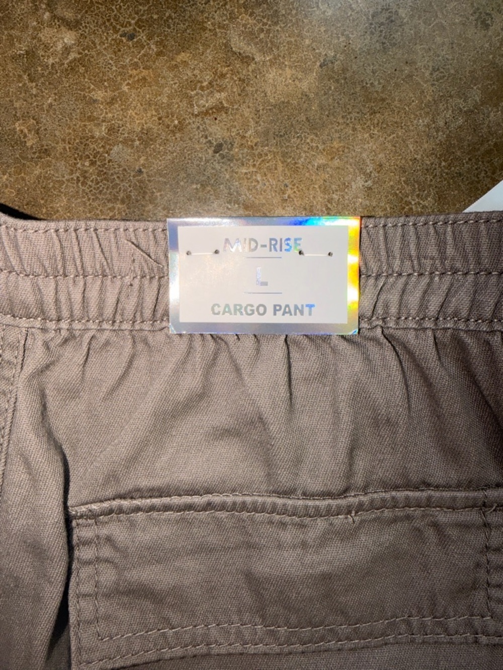 Tinseltown Taupe Wide-Leg Cargo Pants - Size L - Picture 9 of 9